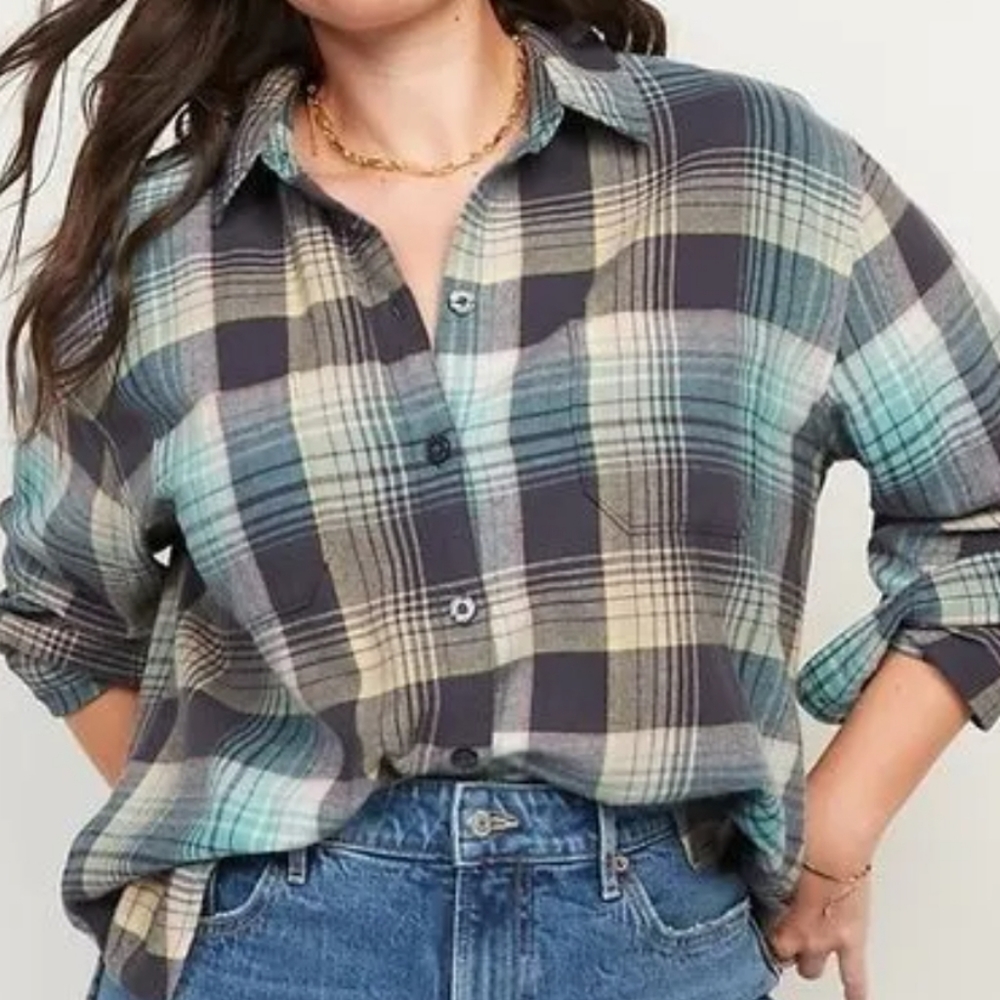 Plaid Boyfriend Button Down Blue And Black Fall/ Winter Shirt. L
